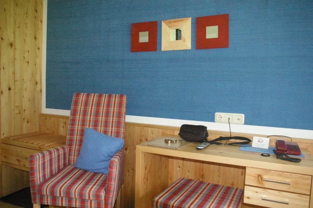 Hotel Maximilian Mayrhofen Quarto foto